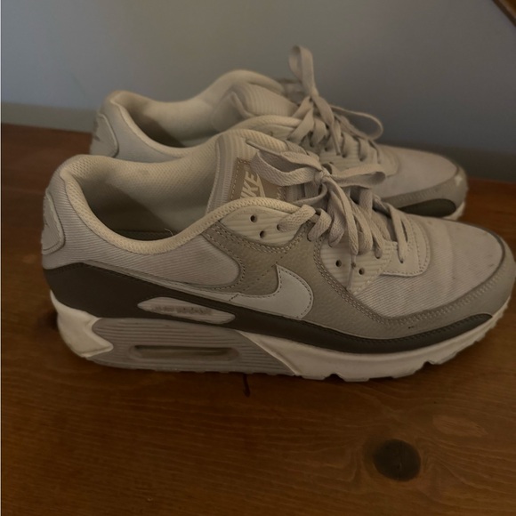 Men’s Nike air max sneakers - Picture 3 of 7